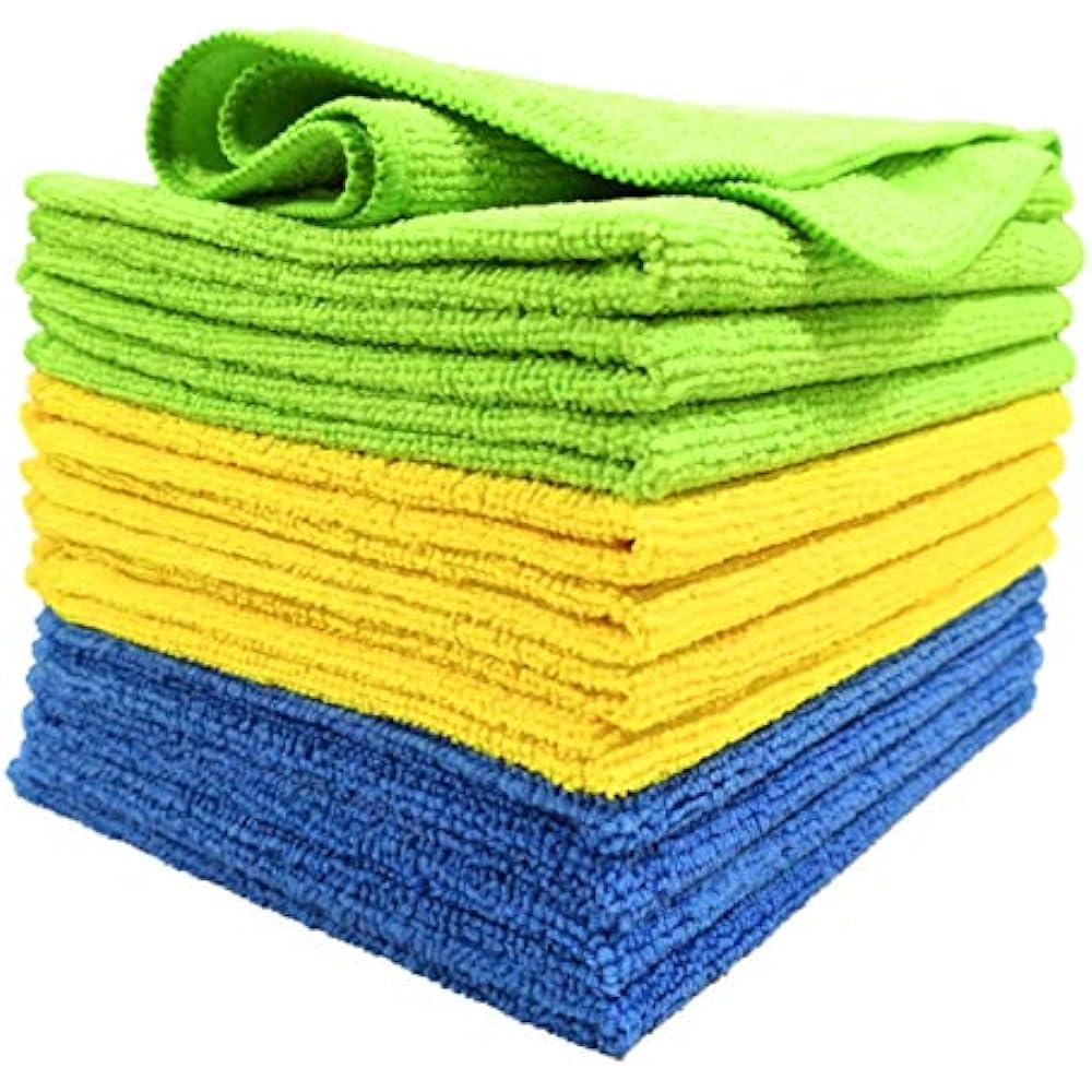 Microfiber cloth and cleaning solution